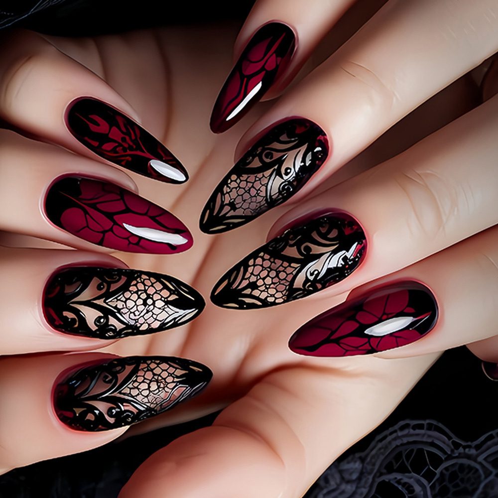 Press On Nail Set - 女性用ミディアムサイズのつけ爪、ダークレッドとブラックのフローラルプリント、アーモンド型のネイルチップ、フルカバーのプレスオン式つけ爪、ネイルアートセット