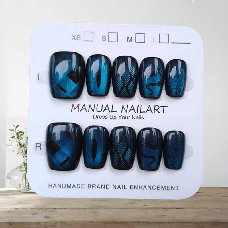 10個入り ダークスタイル クールウィンド ピーコック エメ - Nail Art Emerald Blue のレビューと価格