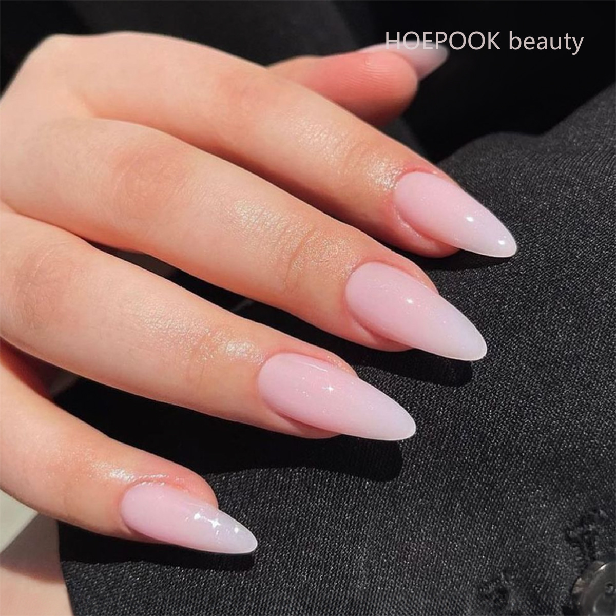 24 個ピンクグラデーションアーモンドプレス爪のヒントシンプ - Nail Art Natural Simple のレビューと価格