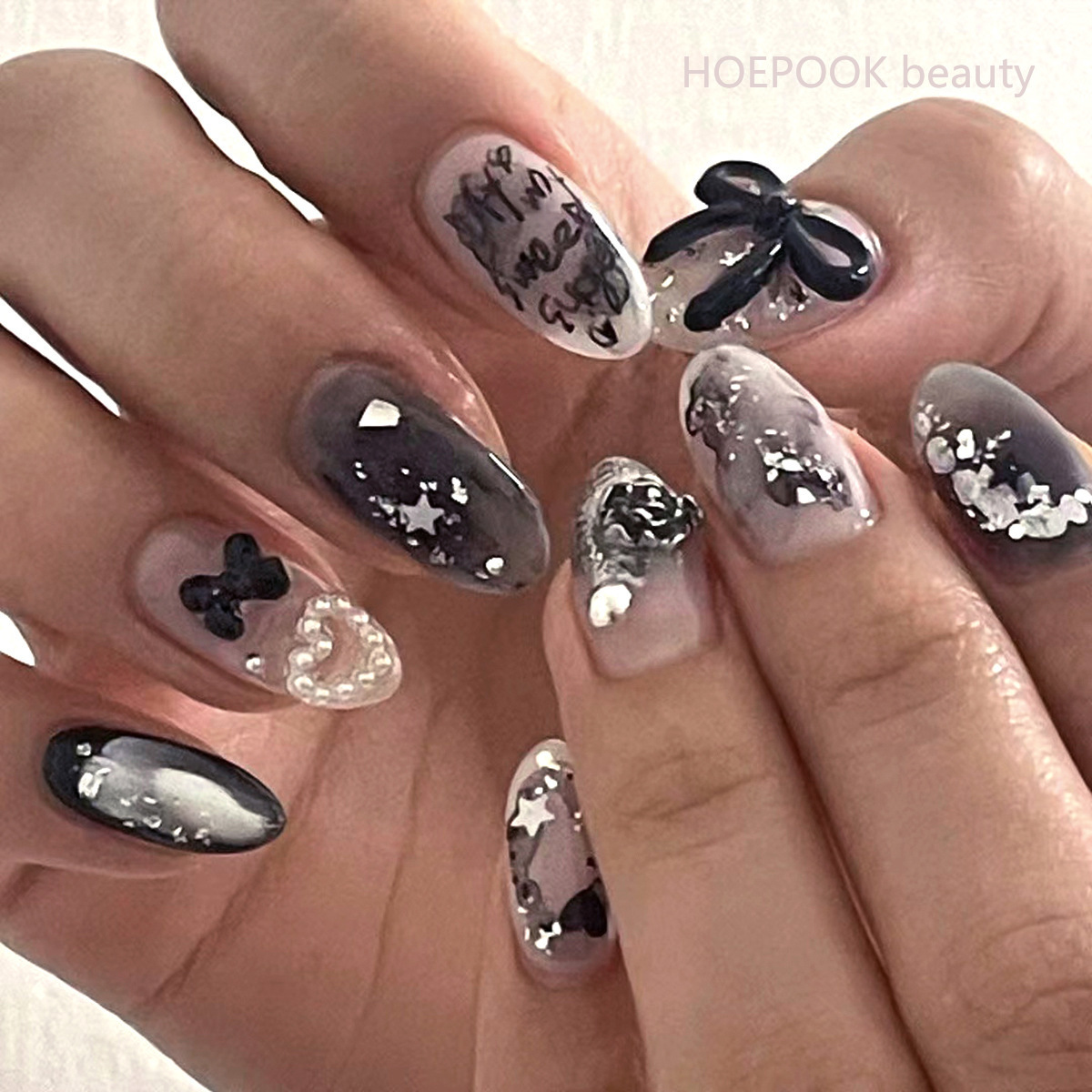 24 個ピンクグラデーションアーモンドプレス爪のヒントシンプ - Nail Art Natural Simple のレビューと価格