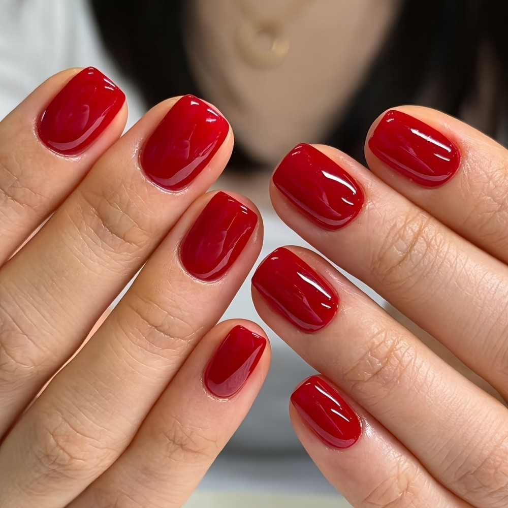 24枚入りミルキーホワイトプレスオンネイルショートスクエア半 - Press On Nail Set のレビューと価格